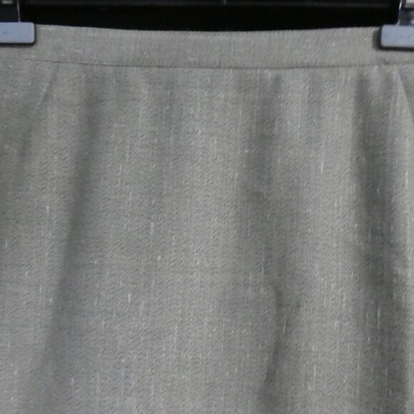 Lined Beige Pencil Skirt | Size 42 | Made In Italy - Picture 4 of 15